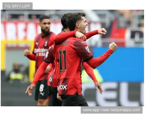 米兰奥卡福临门一脚训练更果断：展现锋线杀手本色